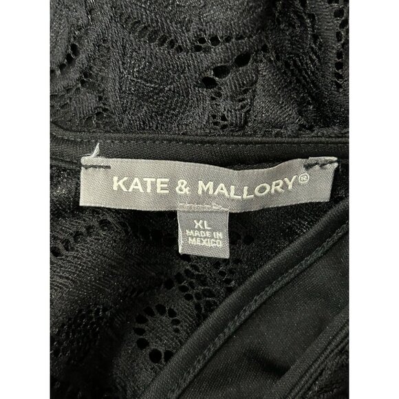 Kate & Mallory Womens XL Black Lace Top Floral Whmsigoth Witchy Bell Sleeve - Picture 6 of 11